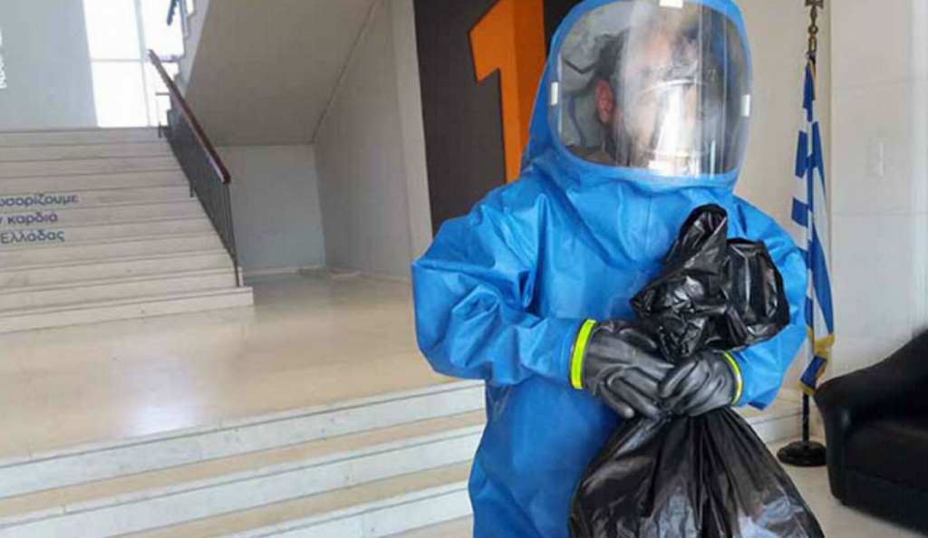 Άσκηση για »δέμα» στο γραφείο του Μπακογιάννη! | Pagenews.gr Άσκηση για »δέμα» στο γραφείο του Μπακογιάννη! | Pagenews.gr