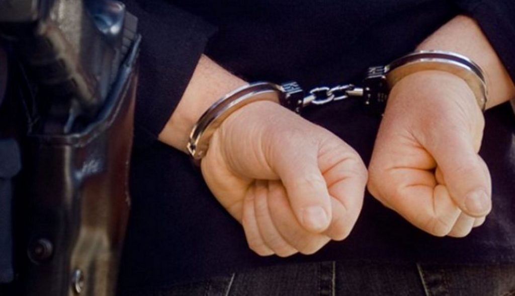 Ρέθυμνο: Συνελήφθη 51χρονος για κατοχή οπλισμού και αναβολικών | Pagenews.gr Ρέθυμνο: Συνελήφθη 51χρονος για κατοχή οπλισμού και αναβολικών | Pagenews.gr