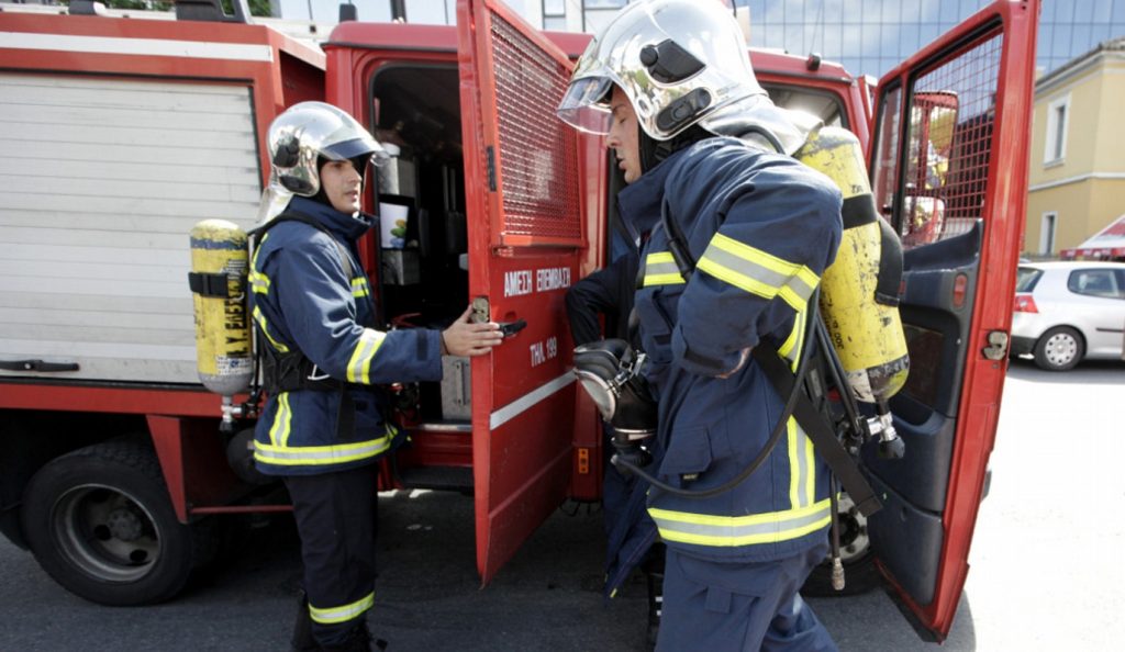 Από την Τετάρτη η Πυροσβεστική απεγκλώβισε 96 άτομα από σπίτια και ΙΧ | Pagenews.gr Από την Τετάρτη η Πυροσβεστική απεγκλώβισε 96 άτομα από σπίτια και ΙΧ | Pagenews.gr
