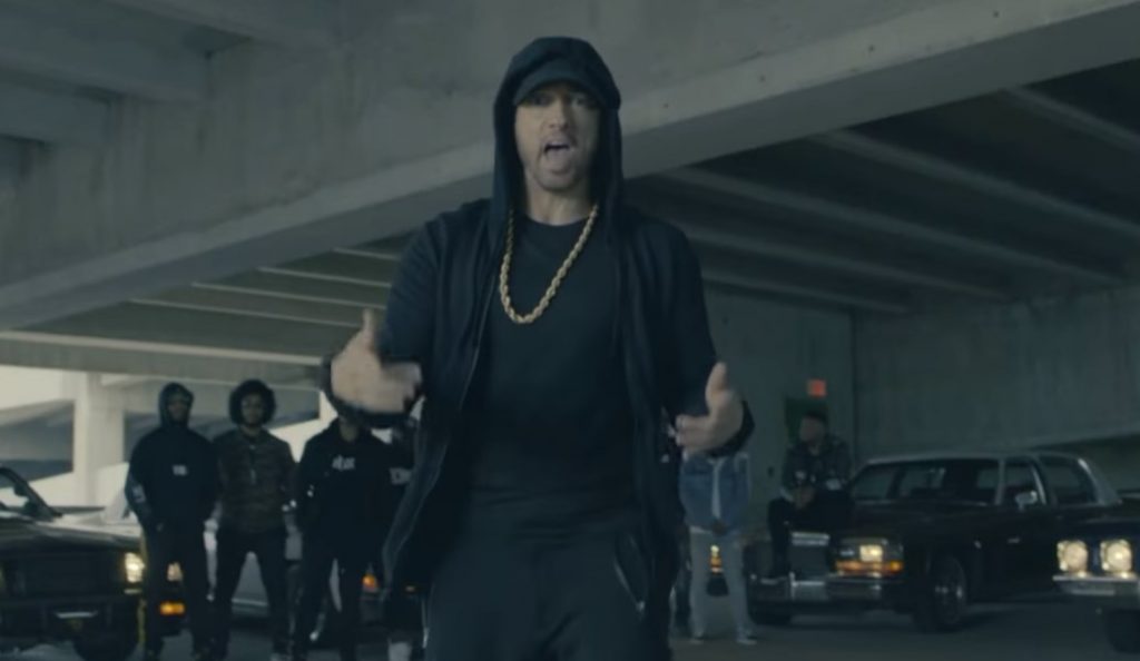 Eminem: «Σκληρό» ραπ κατά του Ντόναλντ Τραμπ (vid) | Pagenews.gr Eminem: «Σκληρό» ραπ κατά του Ντόναλντ Τραμπ (vid) | Pagenews.gr