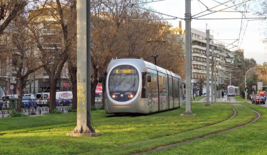 Νέα Σμύρνη: Σύγκρουση τραμ με ΙΧ – Ένας τραυματίας | Pagenews.gr Νέα Σμύρνη: Σύγκρουση τραμ με ΙΧ – Ένας τραυματίας | Pagenews.gr
