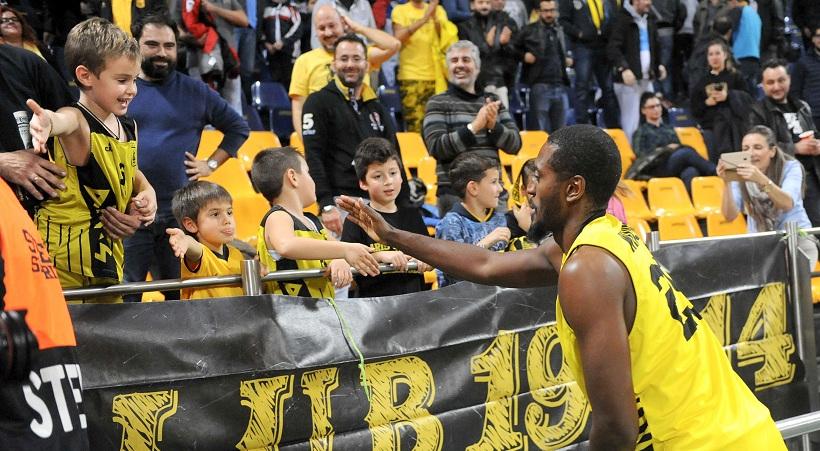 Άρης: Το backstage της νίκης επί της Αβελίνο (vid) | Pagenews.gr Άρης: Το backstage της νίκης επί της Αβελίνο (vid) | Pagenews.gr