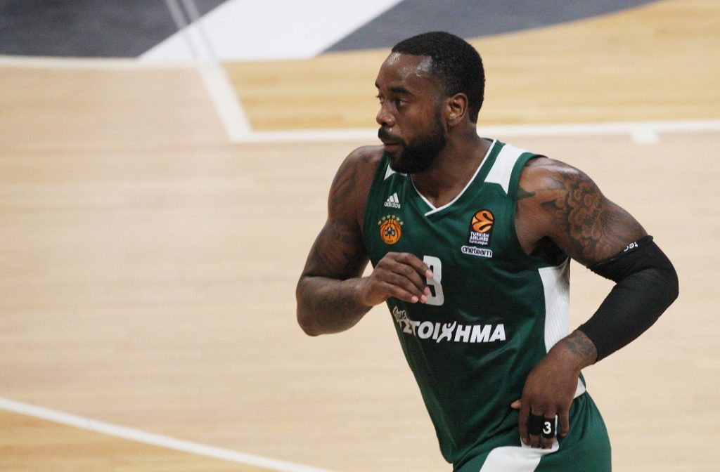 Παναθηναϊκός – Αρμάνι Μιλάνο 80-72: Με υπογραφή Ρίβερς! | Pagenews.gr Παναθηναϊκός – Αρμάνι Μιλάνο 80-72: Με υπογραφή Ρίβερς! | Pagenews.gr
