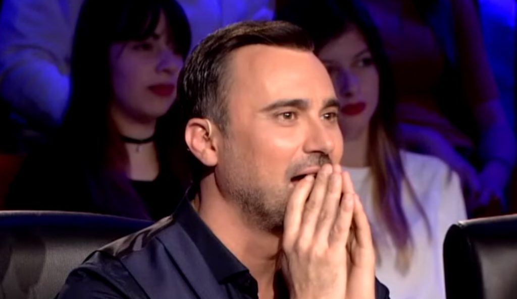 Γιώργος Καπουτζίδης: Το λαχείο των 120 εκατομυρίων δραχμών και μια φωτογραφία από τα παλιά! (pic & vid) | Pagenews.gr Γιώργος Καπουτζίδης: Το λαχείο των 120 εκατομυρίων δραχμών και μια φωτογραφία από τα παλιά! (pic & vid) | Pagenews.gr