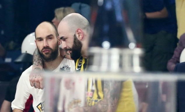 Φοβερή ατάκα Άντιτς σε Σπανούλη (pic) | Pagenews.gr Φοβερή ατάκα Άντιτς σε Σπανούλη (pic) | Pagenews.gr