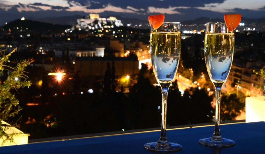 Η γεύση του έρωτα στο Hilton Αθηνών | Pagenews.gr Η γεύση του έρωτα στο Hilton Αθηνών | Pagenews.gr