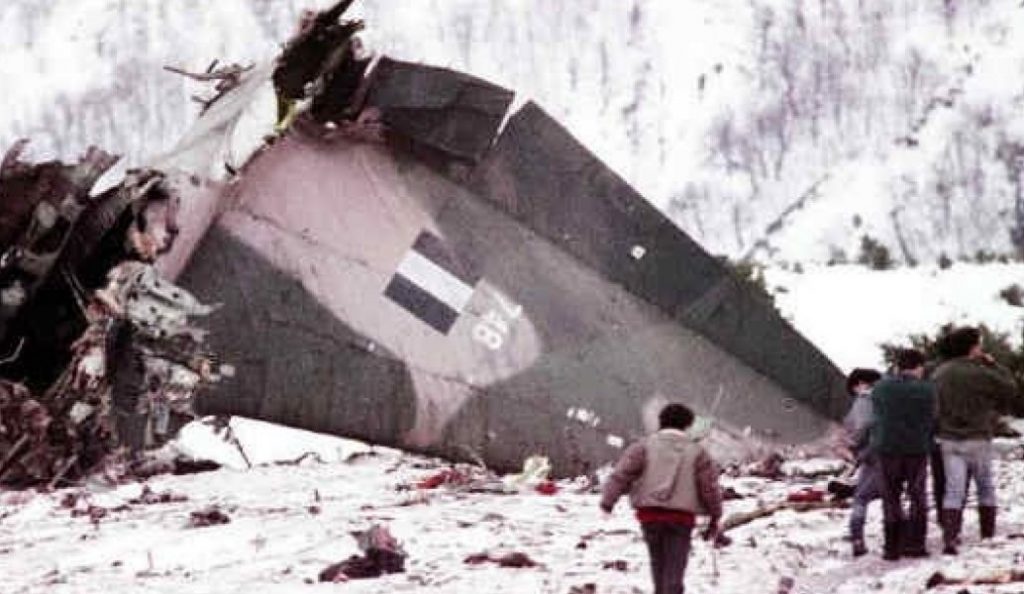 Η συγκλονιστική συντριβή του C-130 στο Όρος Όθρυς που ποτέ κανείς δεν έμαθε τους λόγους | Pagenews.gr Η συγκλονιστική συντριβή του C-130 στο Όρος Όθρυς που ποτέ κανείς δεν έμαθε τους λόγους | Pagenews.gr