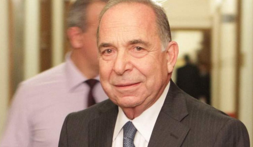 Πέθανε ο πρώην υπουργός της ΝΔ Πέτρος Αλιβιζάτος | Pagenews.gr Πέθανε ο πρώην υπουργός της ΝΔ Πέτρος Αλιβιζάτος | Pagenews.gr
