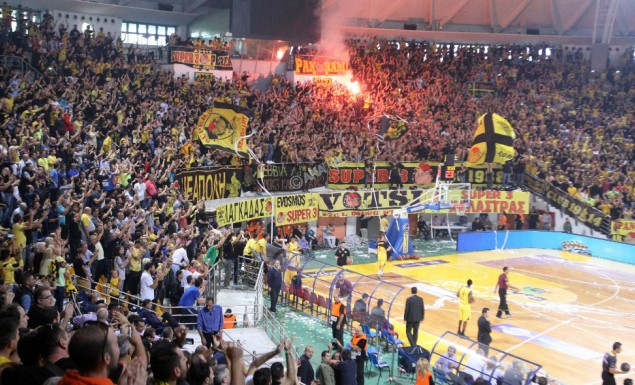 Συνεχίζεται η ειρηνική κατάληψη στα γραφεία της ΚΑΕ Άρης | Pagenews.gr Συνεχίζεται η ειρηνική κατάληψη στα γραφεία της ΚΑΕ Άρης | Pagenews.gr