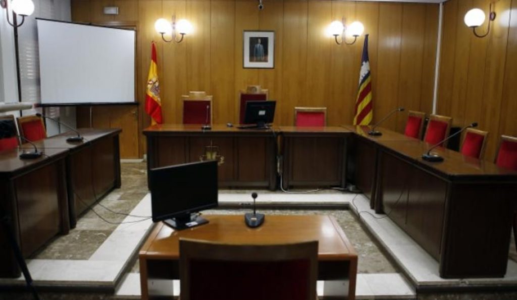 Σοκ στην Ισπανία: 13χρονοι κατηγορούνται για βιασμό 9χρονου αγοριού | Pagenews.gr Σοκ στην Ισπανία: 13χρονοι κατηγορούνται για βιασμό 9χρονου αγοριού | Pagenews.gr