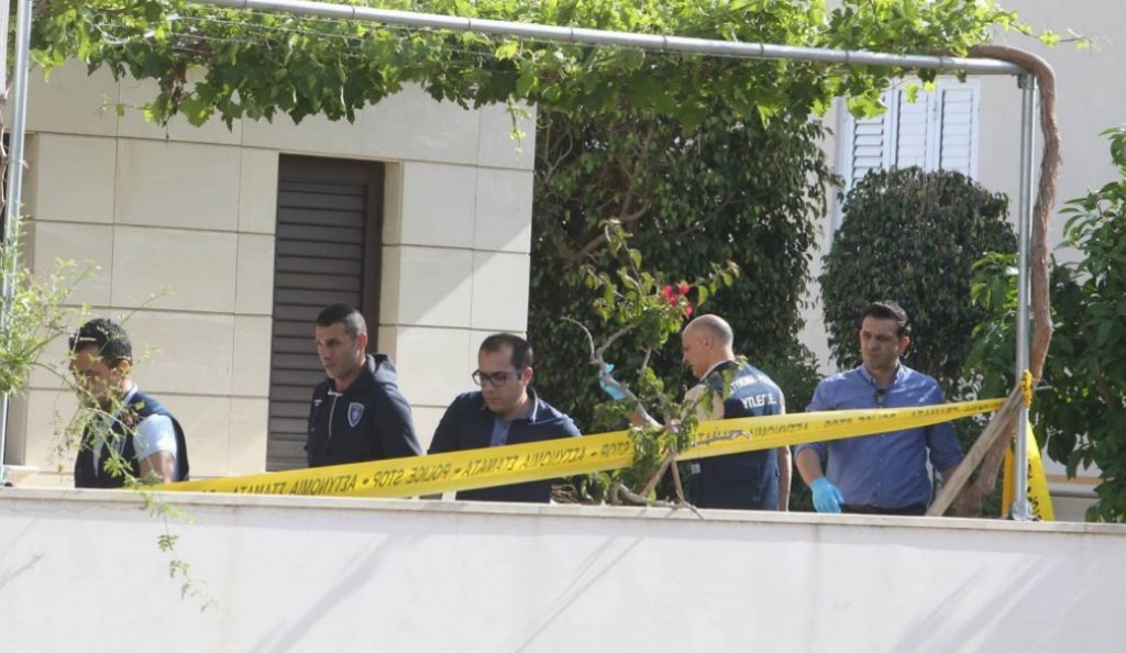 Διπλό φονικό στη Λευκωσία: Σε ιατροδικαστική εξέταση υποβλήθηκε ο 15χρονος γιος του ζευγαριού | Pagenews.gr Διπλό φονικό στη Λευκωσία: Σε ιατροδικαστική εξέταση υποβλήθηκε ο 15χρονος γιος του ζευγαριού | Pagenews.gr