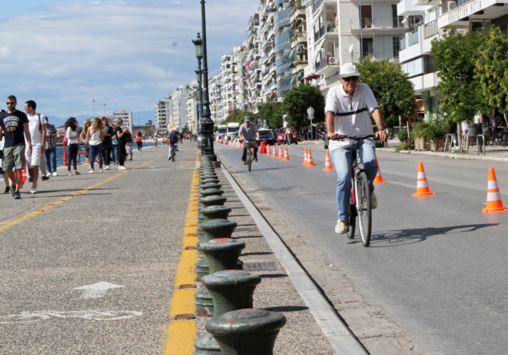 Η Πάτρα αποκτά τον πρώτο της ποδηλατόδρομο | Pagenews.gr Η Πάτρα αποκτά τον πρώτο της ποδηλατόδρομο | Pagenews.gr