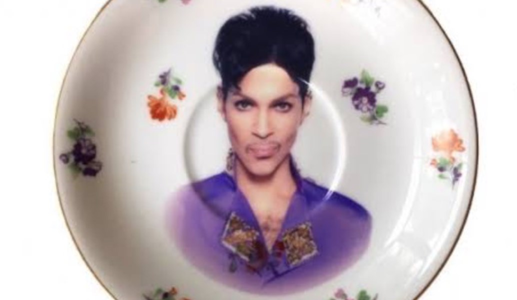 Πορσελάνινα “vintage” πιάτα με τον…. Prince!