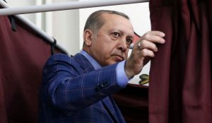 Σφοδρές αντιδράσεις από τις δηλώσεις Ερντογάν περί ανταλλαγής | Pagenews.gr Σφοδρές αντιδράσεις από τις δηλώσεις Ερντογάν περί ανταλλαγής | Pagenews.gr