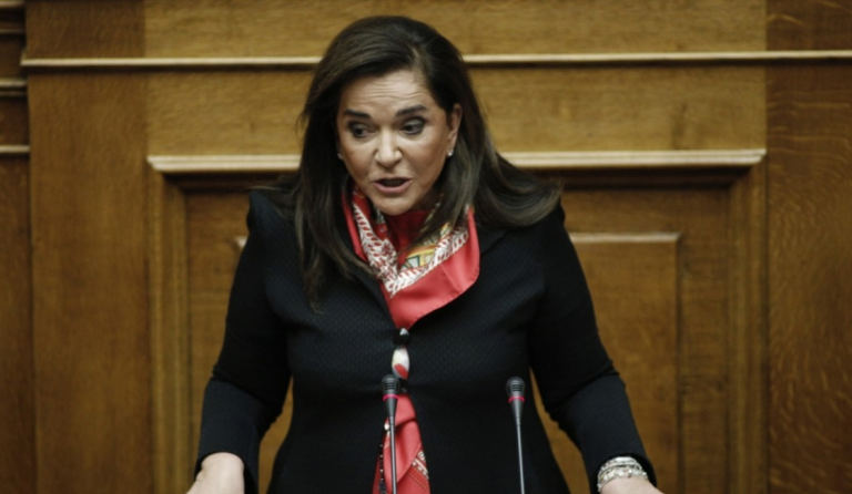 Μπακογιάννη: Η κυβέρνηση χρησιμοποιεί το ΠΔΕ για μισθοδοσία συμβασιούχων