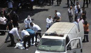 Το συγκρότημα έκρυβε τρόμο και θάνατο – Βρήκαν 11 πεινασμένα παιδιά και τα κόκκαλα ενός αγοριού | Pagenews.gr Το συγκρότημα έκρυβε τρόμο και θάνατο – Βρήκαν 11 πεινασμένα παιδιά και τα κόκκαλα ενός αγοριού | Pagenews.gr