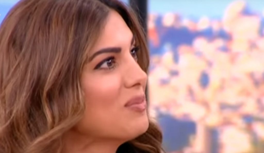 Γέννησε η Σταματίνα Τσιμτσιλή (vid) | Pagenews.gr Γέννησε η Σταματίνα Τσιμτσιλή (vid) | Pagenews.gr