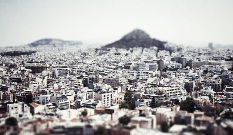 Τι συμβαίνει με την «χρυσή βίζα» στην Ελλάδα – Αναλυτικά οι τιμές