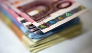 Δώρο Πάσχα 2019: Πώς να το υπολογίσετε, πότε καταβάλλεται | Pagenews.gr Δώρο Πάσχα 2019: Πώς να το υπολογίσετε, πότε καταβάλλεται | Pagenews.gr