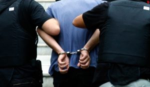 Βρετανία: Τρεις συλλήψεις για την επίθεση με οξύ σε τρίχρονο αγόρι | Pagenews.gr Βρετανία: Τρεις συλλήψεις για την επίθεση με οξύ σε τρίχρονο αγόρι | Pagenews.gr
