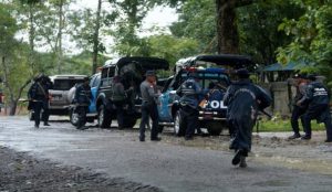 Μιανμάρ: Χιλιάδες σπίτια μουσουλμανικής μειονότητας πυρπολήθηκαν την τελευταία εβδομάδα | Pagenews.gr Μιανμάρ: Χιλιάδες σπίτια μουσουλμανικής μειονότητας πυρπολήθηκαν την τελευταία εβδομάδα | Pagenews.gr