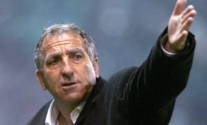 «Πέσιμο» Φυλακούρη στον Ζέκα: «Σου δώσαμε αύξηση και το 10, δεν τα σκέφτεσαι;» – Απορία για Ολυμπιακό | Pagenews.gr «Πέσιμο» Φυλακούρη στον Ζέκα: «Σου δώσαμε αύξηση και το 10, δεν τα σκέφτεσαι;» – Απορία για Ολυμπιακό | Pagenews.gr