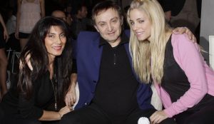 Η μητέρα της Δούκισσας Νομικού με… καυτό σορτς (pic) | Pagenews.gr Η μητέρα της Δούκισσας Νομικού με… καυτό σορτς (pic) | Pagenews.gr