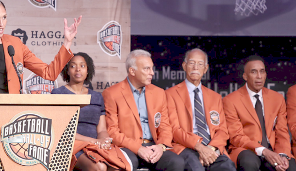 Γκάλης για Hall of Fame: «Είμαι πολύ χαρούμενος που βρίσκομαι εδώ και εκπροσωπώ την Ελλάδα» | Pagenews.gr Γκάλης για Hall of Fame: «Είμαι πολύ χαρούμενος που βρίσκομαι εδώ και εκπροσωπώ την Ελλάδα» | Pagenews.gr