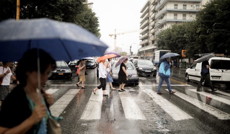 Καιρός: Έκτακτο δελτίο επιδείνωσης – Ποιες περιοχές θα επηρεαστούν