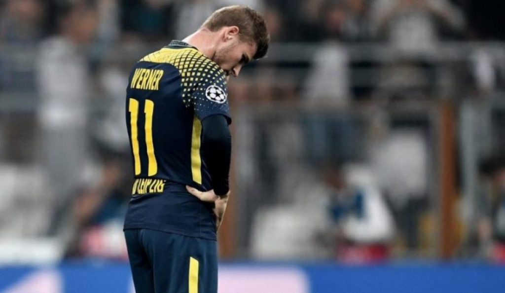 UEFA Champions League: Παίκτης της Λειψίας βγήκε αλλαγή επειδή δεν άντεχε τον θόρυβο των οπαδών της Μπεσίκτας (vd) | Pagenews.gr UEFA Champions League: Παίκτης της Λειψίας βγήκε αλλαγή επειδή δεν άντεχε τον θόρυβο των οπαδών της Μπεσίκτας (vd) | Pagenews.gr