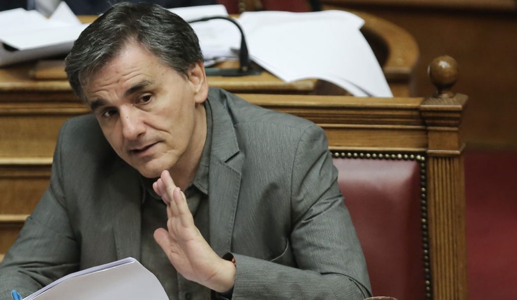 Ευκλείδης Τσακαλώτος για τις περικοπές στα οικογενειακά τρίτεκνων: «Τα θετικά υπερτερούν των αρνητικών» | Pagenews.gr Ευκλείδης Τσακαλώτος για τις περικοπές στα οικογενειακά τρίτεκνων: «Τα θετικά υπερτερούν των αρνητικών» | Pagenews.gr