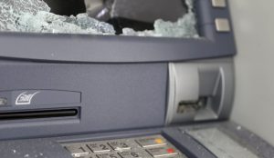 Ληστές ανατίναξαν ΑΤΜ στην Άνοιξη | Pagenews.gr Ληστές ανατίναξαν ΑΤΜ στην Άνοιξη | Pagenews.gr
