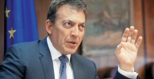 Γ. Βρούτσης: Η κυβέρνηση συνθλίβει τους συνταξιούχους | Pagenews.gr Γ. Βρούτσης: Η κυβέρνηση συνθλίβει τους συνταξιούχους | Pagenews.gr