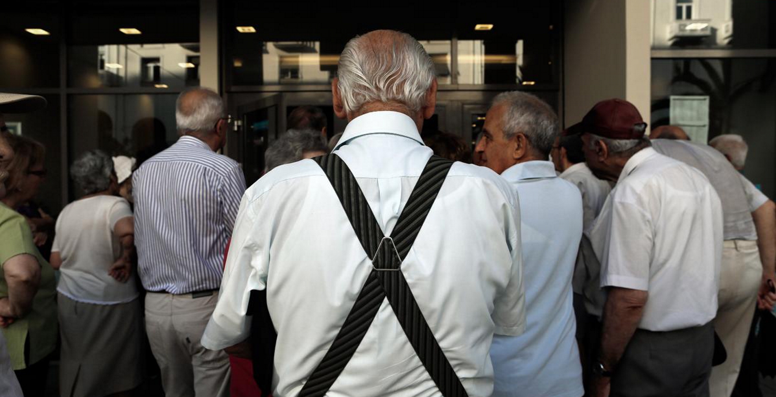 Αντάρτικο για να μην μειωθούν συντάξεις και αφορολόγητο