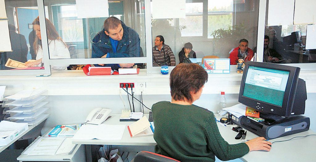 Αυξήθηκαν τα χρέη στην εφορία – Οι μισοί φορολογούμενοι δεν πληρώνουν | Pagenews.gr Αυξήθηκαν τα χρέη στην εφορία – Οι μισοί φορολογούμενοι δεν πληρώνουν | Pagenews.gr