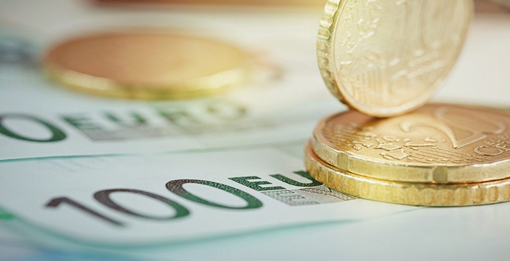 Οι μισοί εργαζόμενοι στον ιδιωτικό τομέα έχουν μισθό κατώτερο των 800 ευρώ | Pagenews.gr Οι μισοί εργαζόμενοι στον ιδιωτικό τομέα έχουν μισθό κατώτερο των 800 ευρώ | Pagenews.gr
