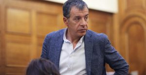 Θεοδωράκης: Δεν βλέπει πρόωρες εκλογές το φθινόπωρο | Pagenews.gr Θεοδωράκης: Δεν βλέπει πρόωρες εκλογές το φθινόπωρο | Pagenews.gr