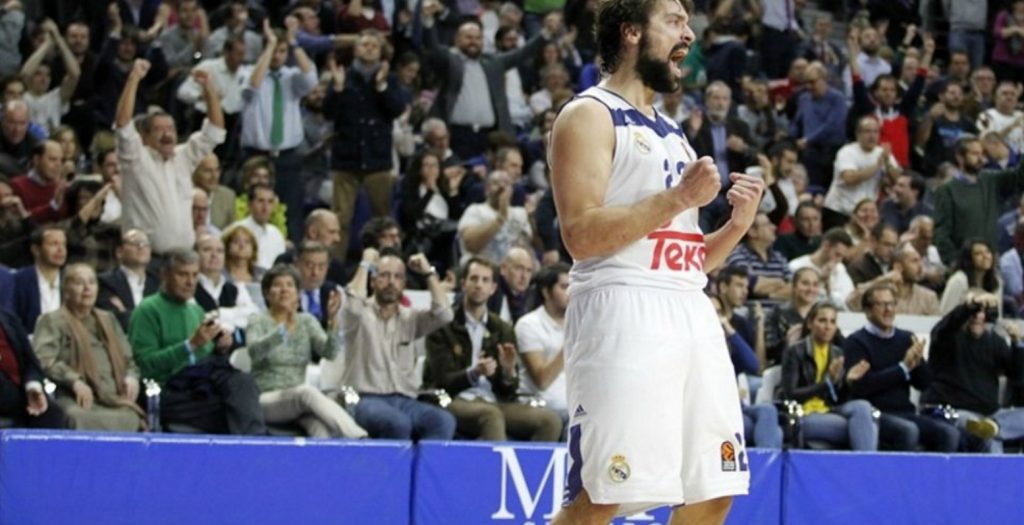 Τι κάνεις ρε Γιουλ; Το ΕΠΙΚΟ buzzer beater που έκρινε το ντέρμπι με τη Μπαρτσελόνα (vid) | Pagenews.gr Τι κάνεις ρε Γιουλ; Το ΕΠΙΚΟ buzzer beater που έκρινε το ντέρμπι με τη Μπαρτσελόνα (vid) | Pagenews.gr