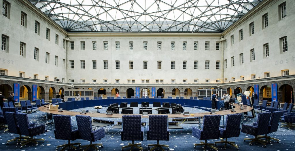 «Καμπάνα» της Κομισιόν σε τρεις τράπεζες για την υπόθεση Euribor | Pagenews.gr «Καμπάνα» της Κομισιόν σε τρεις τράπεζες για την υπόθεση Euribor | Pagenews.gr