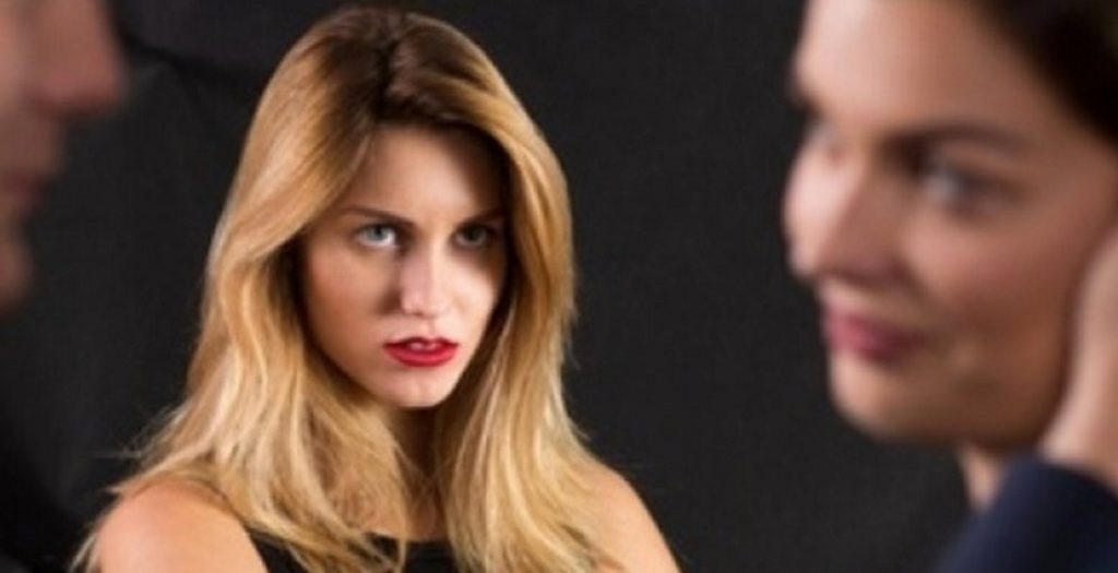 Έρευνα: Οι πιο άπιστες γυναίκες κάνουν αυτά τα επαγγέλματα | Pagenews.gr Έρευνα: Οι πιο άπιστες γυναίκες κάνουν αυτά τα επαγγέλματα | Pagenews.gr