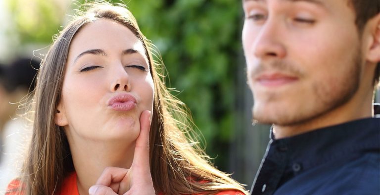 Dating 15 χρόνια μεγαλύτερη γυναίκα