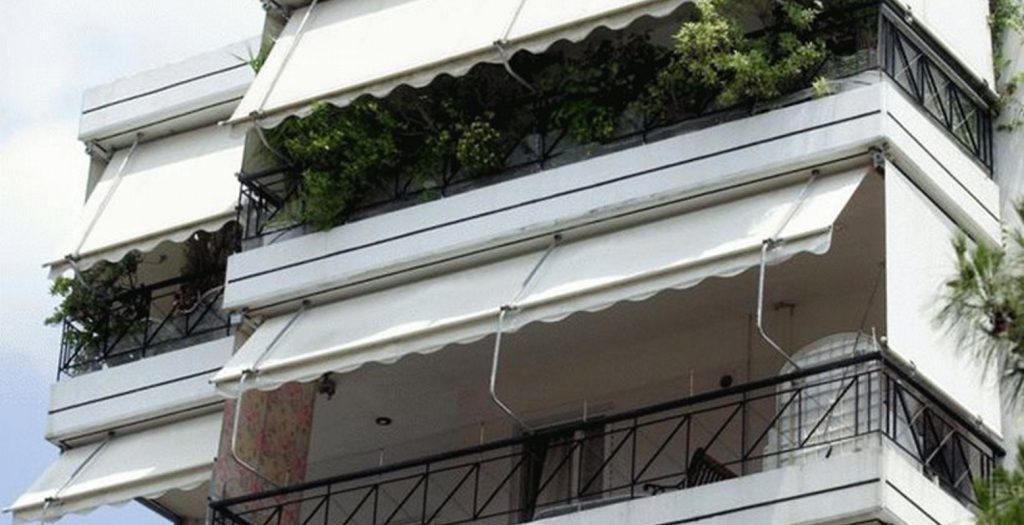 Βόλος: Έπεσε από το μπαλκόνι του σπιτιού του! | Pagenews.gr Βόλος: Έπεσε από το μπαλκόνι του σπιτιού του! | Pagenews.gr