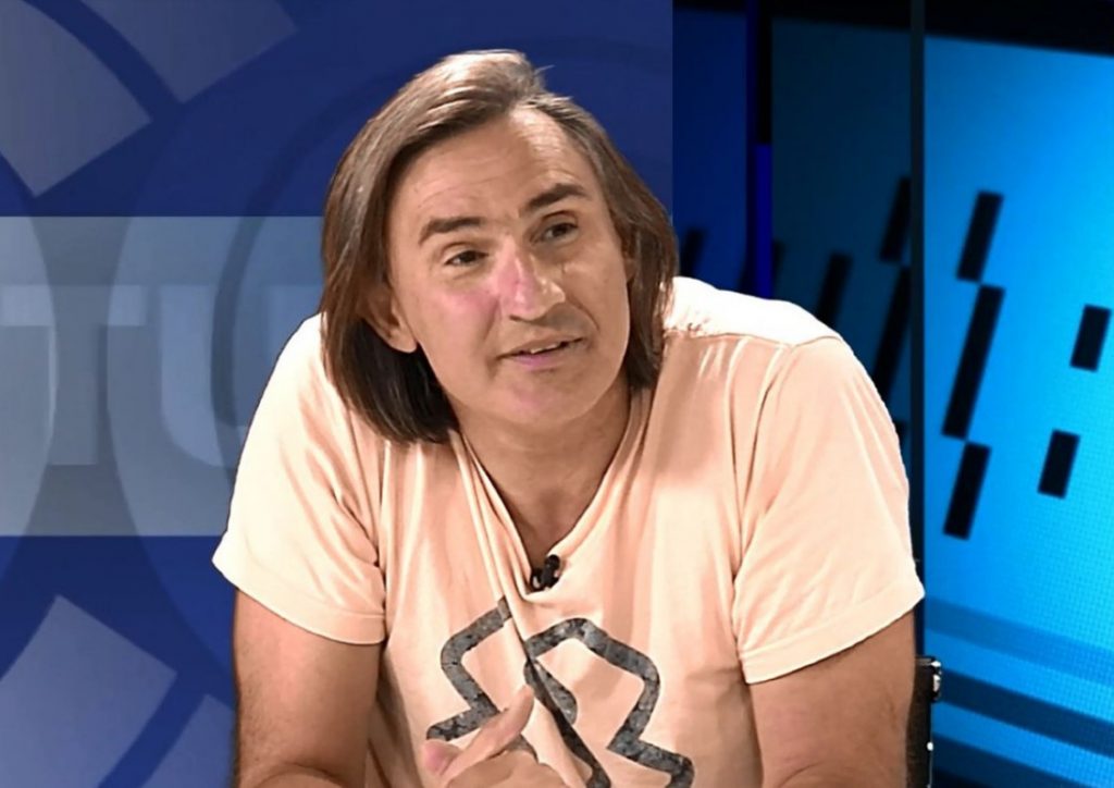 Ο Άκης Σακελλαρίου απαντά στο ερωτηματολόγιο του Προυστ | Pagenews.gr Ο Άκης Σακελλαρίου απαντά στο ερωτηματολόγιο του Προυστ | Pagenews.gr