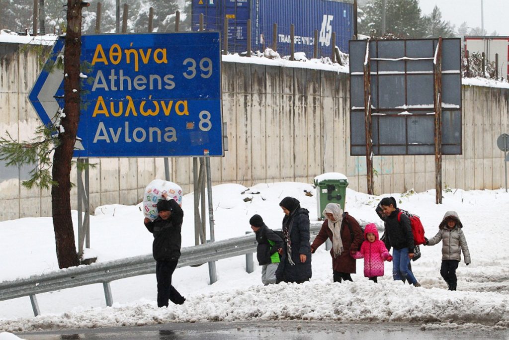 Άφησαν χωρίς θέρμανση τους πρόσφυγες στη Μαλακάσα εν μέσω πολικού ψύχους | Pagenews.gr Άφησαν χωρίς θέρμανση τους πρόσφυγες στη Μαλακάσα εν μέσω πολικού ψύχους | Pagenews.gr