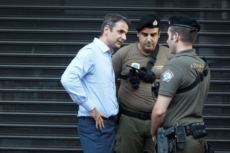 «Καμπανάκι» χτυπούν τα σημειώματα της Ρούπα: Στο στόχαστρό της Κυριάκος και Σαμαράς