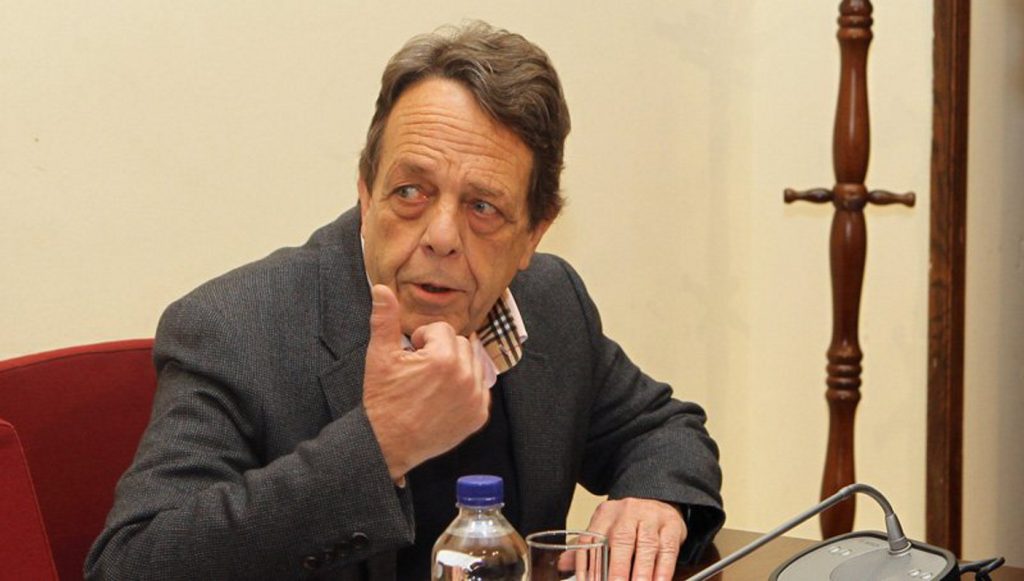 Σε κλίμα συγκίνησης το τελευταίο «αντίο» στον Βασίλη Μουλόπουλο | Pagenews.gr Σε κλίμα συγκίνησης το τελευταίο «αντίο» στον Βασίλη Μουλόπουλο | Pagenews.gr