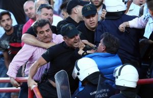 Ένταση στην Λάρισα | Pagenews.gr Ένταση στην Λάρισα | Pagenews.gr