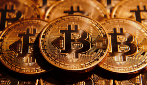 Bitcoin: Ξεπέρασε σε αξία τον χρυσό | Pagenews.gr Bitcoin: Ξεπέρασε σε αξία τον χρυσό | Pagenews.gr