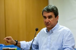 Το ερώτημα του Λοβέρδου στην κυβέρνηση για τις γαλλικές φρεγάτες | Pagenews.gr Το ερώτημα του Λοβέρδου στην κυβέρνηση για τις γαλλικές φρεγάτες | Pagenews.gr