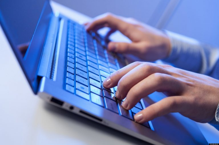 Βιετνάμ: Σε ισχύ νόμος για περιορισμό της ελευθερίας στο διαδίκτυο